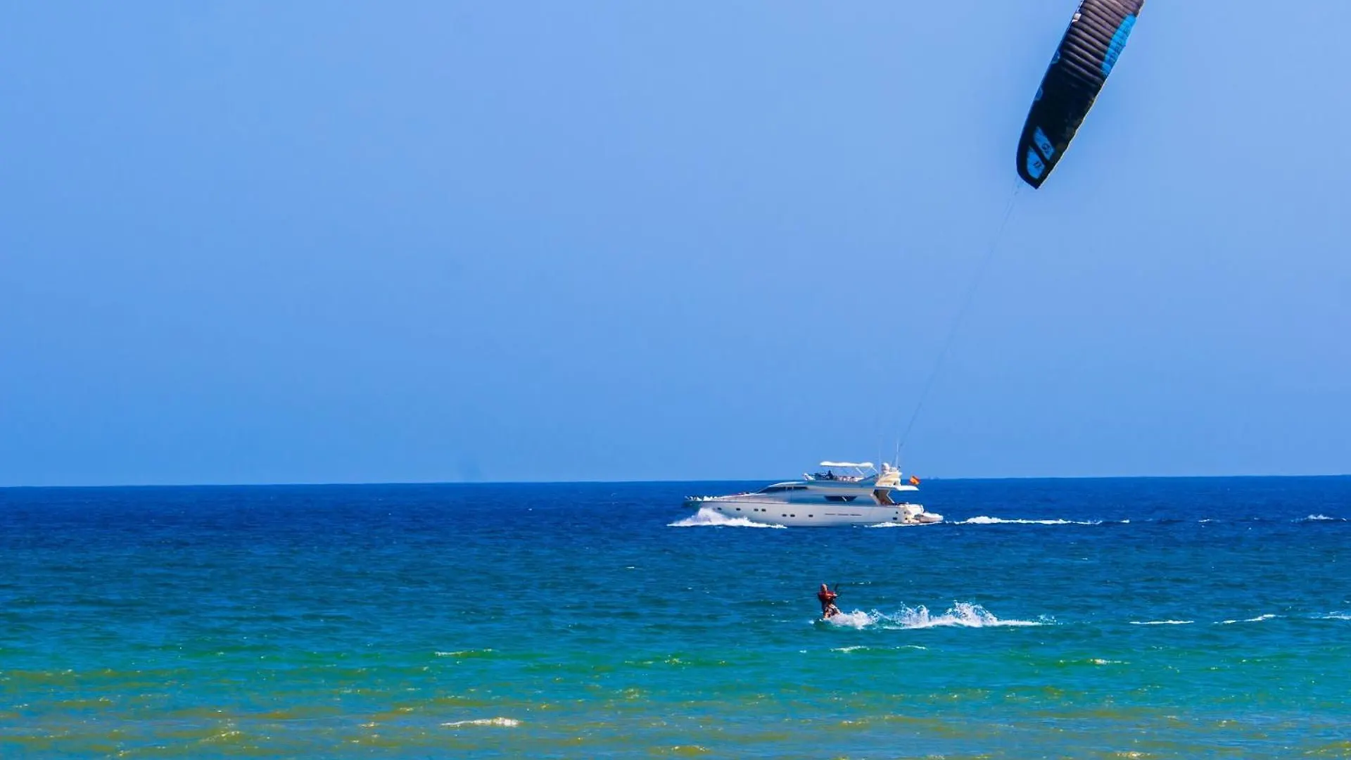 645 Aguila Apartamentos - Vista Al Mar - Cerca De Tren, Restaurantes, Tiendas - Playa A 10 Min Caminando Benalmádena España